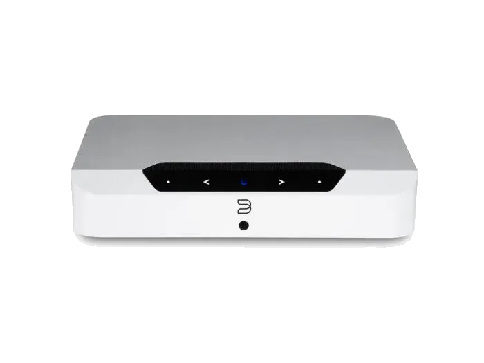 Bluesound POWERNODE EDGE, white front three-quarter view at Toma Audio