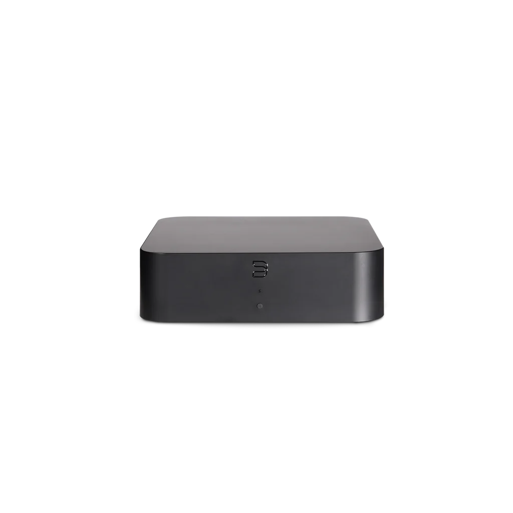 Bluesound System Hub, front view at Toma Audio