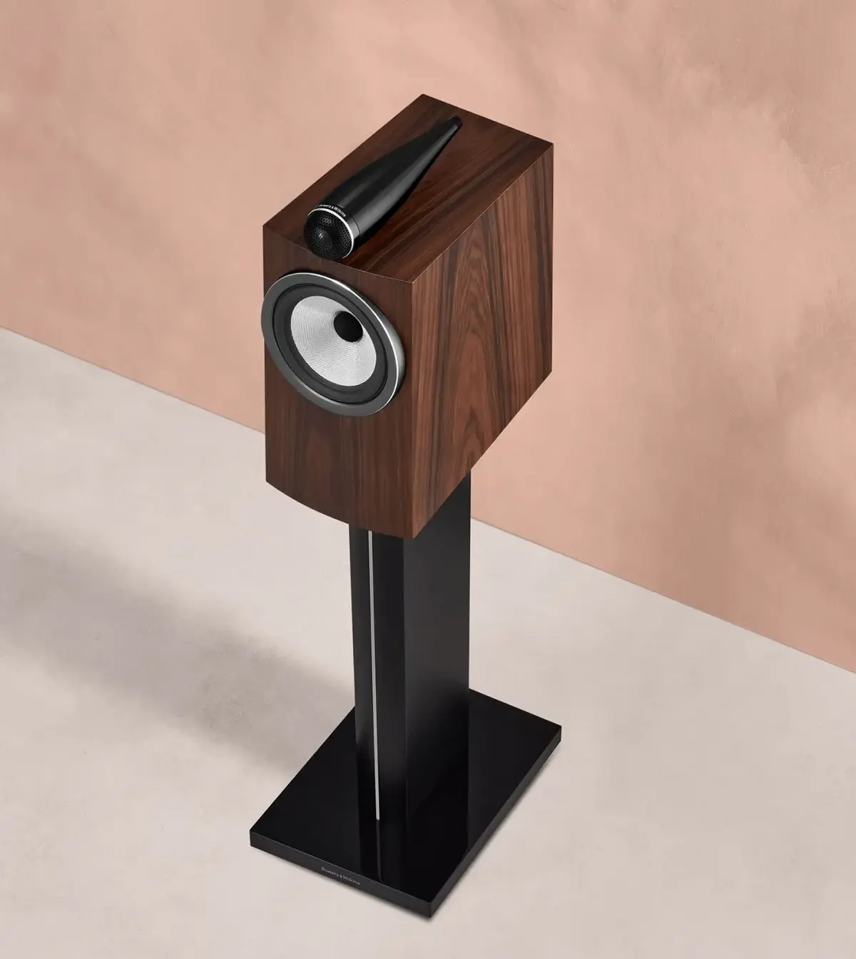 Bowers & Wilkins 705 S3 in Mocha, close detail view at Toma Audio