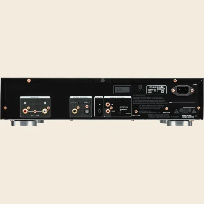 Marantz CD6007, rear panel at Toma Audio