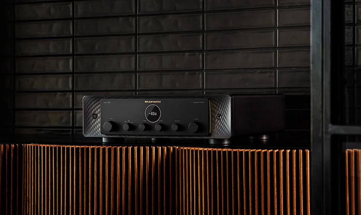 Marantz Model 30 - [2x100W Phono MM/MC] integrated amplifier in black, side detail, at Toma Audio