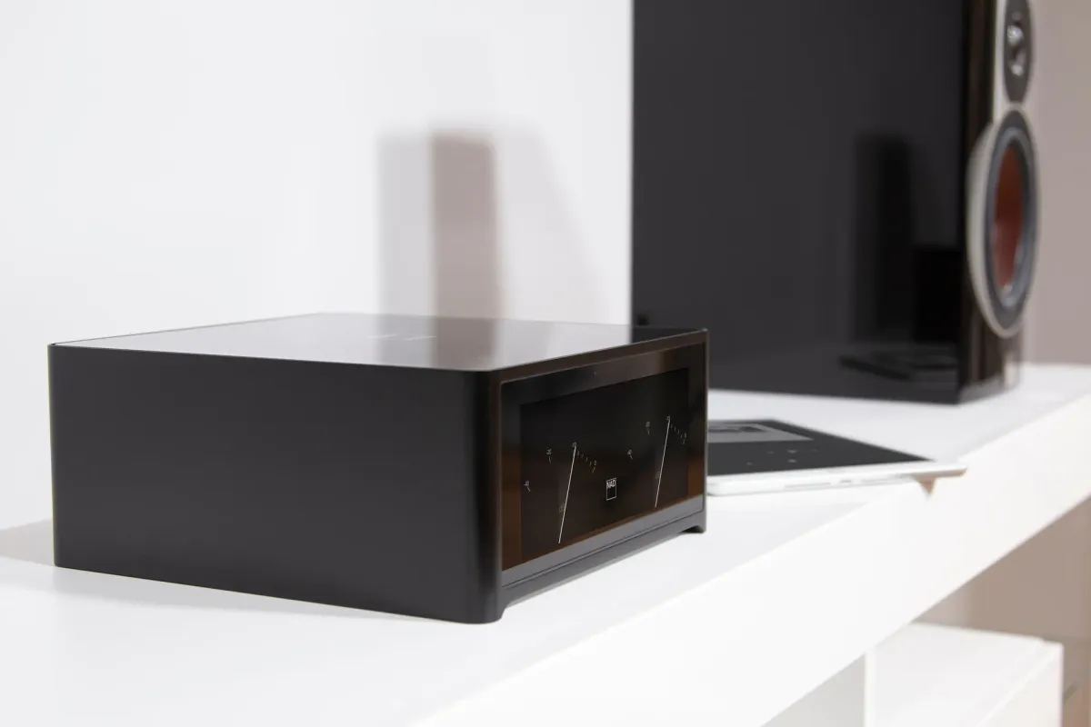 NAD M10 V2 Integrated Streaming Amplifier - [2x100W DAC USB BT Wi-Fi BluOS HDMI Phono] screen view at Toma Audio
